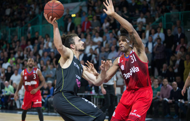 海港队近两 海港队近两