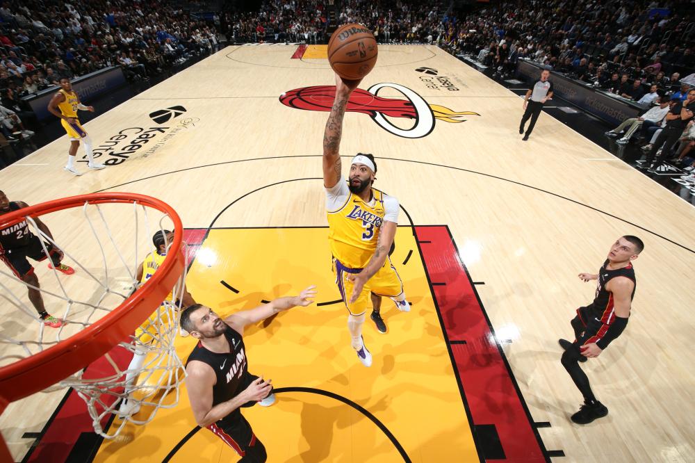 港时的反击 港时的反击