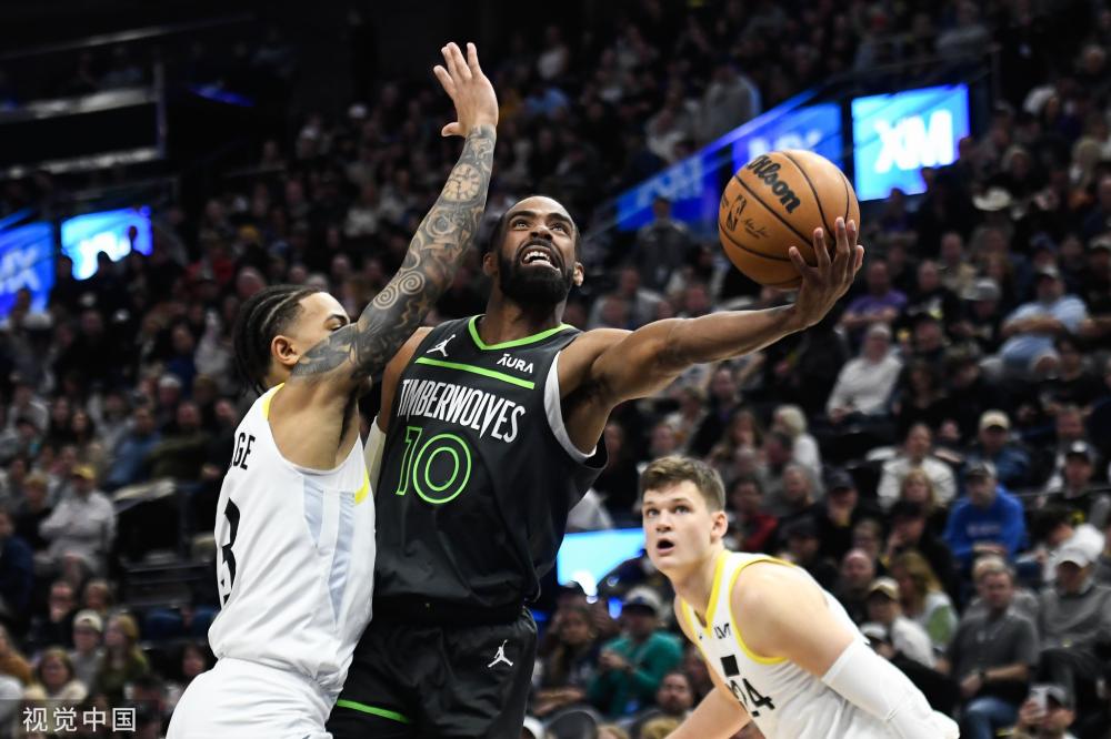 限制进入特 限制进入特