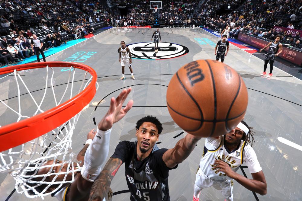 [国际足球]15岁小将刷新日本J1联赛最年轻登场纪录.